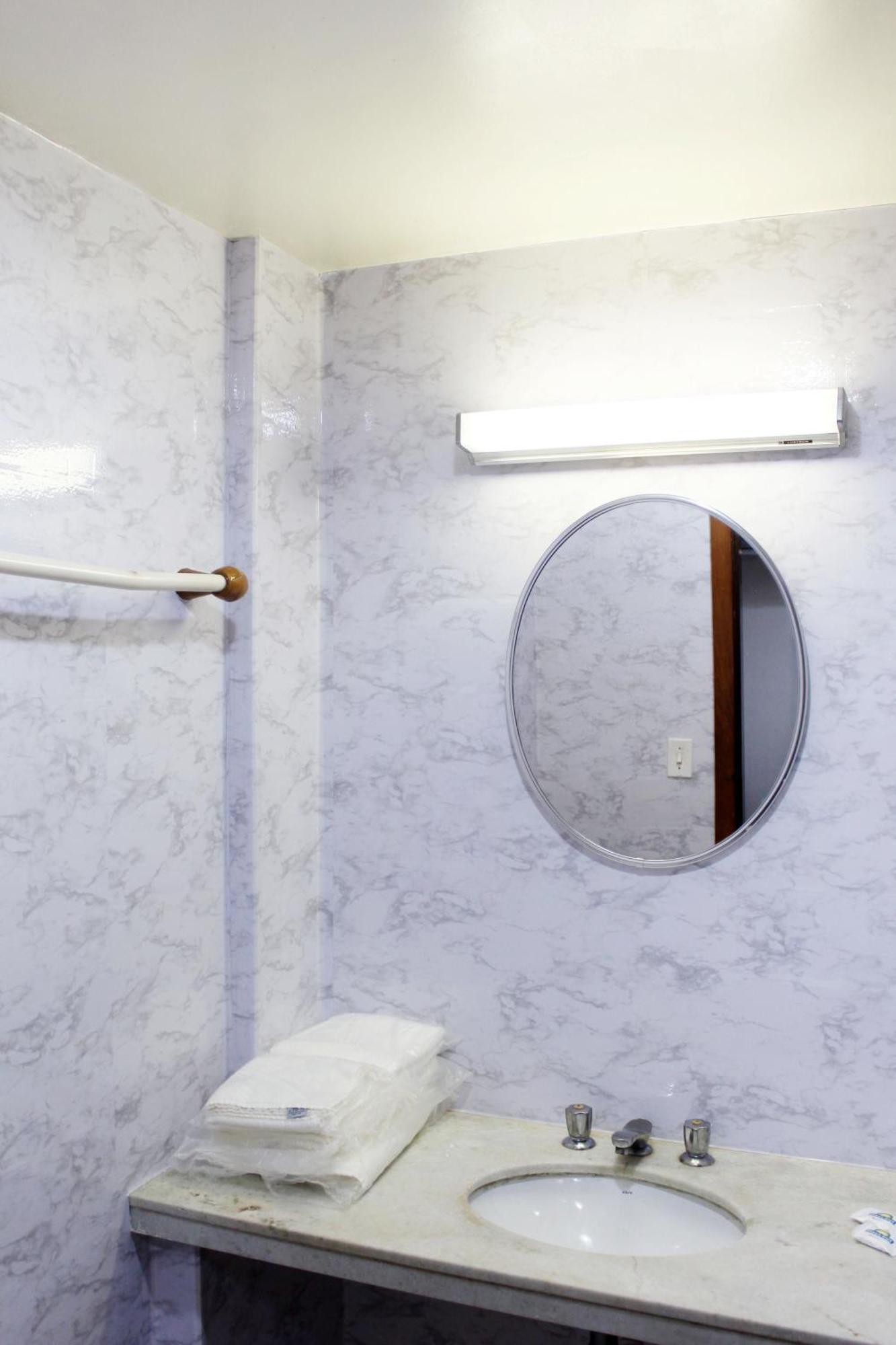 Days Inn By Wyndham Uberlândia エクステリア 写真