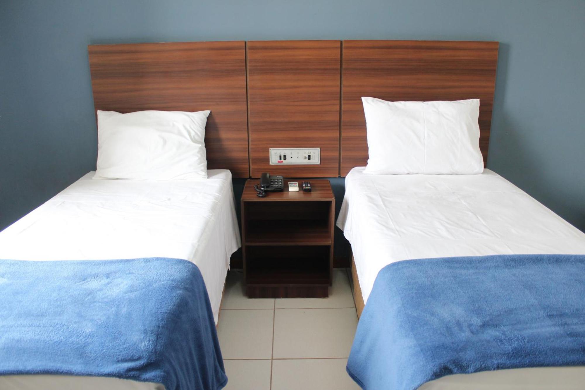 Days Inn By Wyndham Uberlândia エクステリア 写真